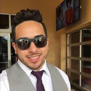 Meet your Posher, Jason